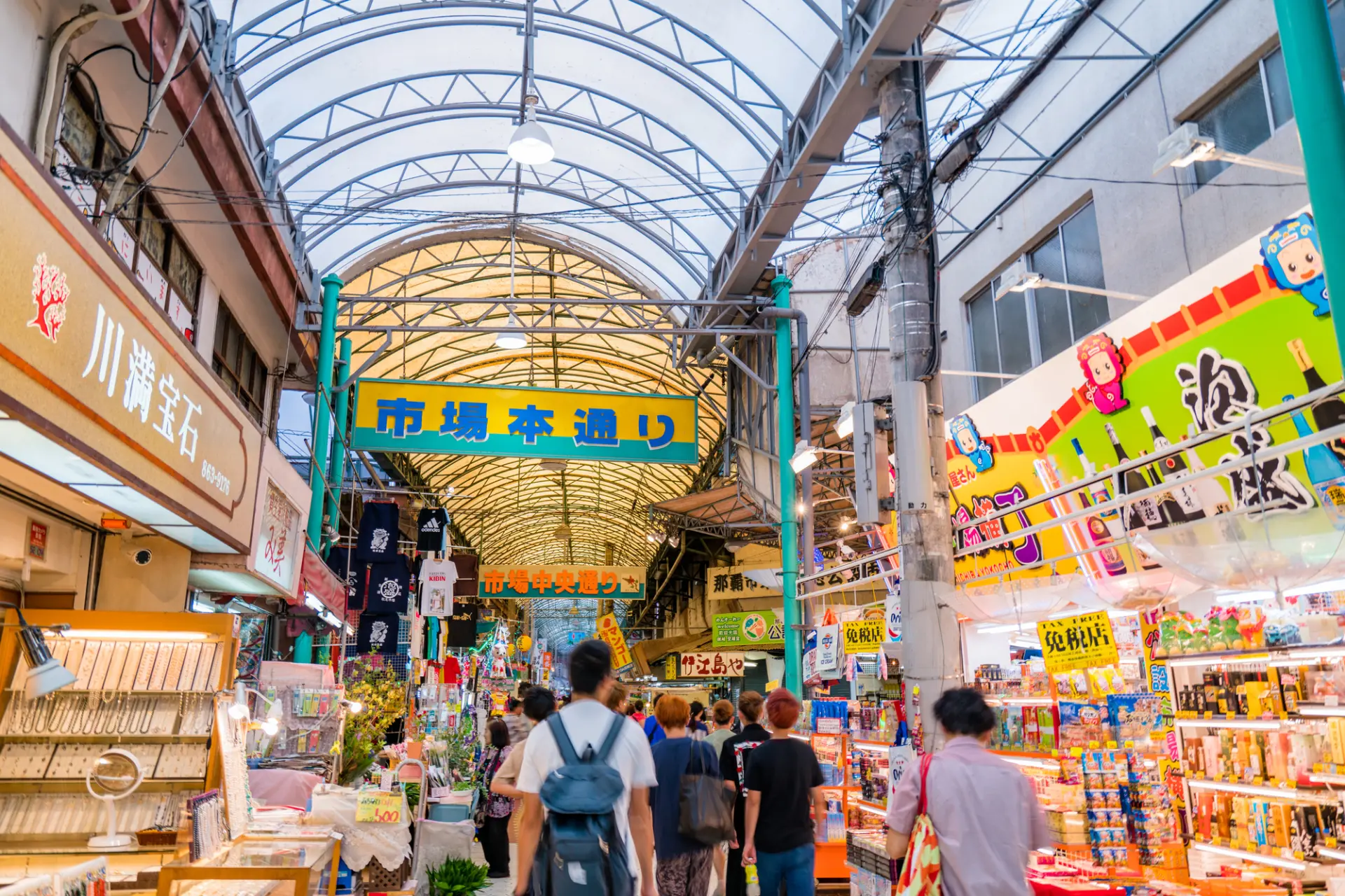 那覇国際通り商店街の歩き方2026｜絶品グルメ・穴場と失敗ゼロの掟