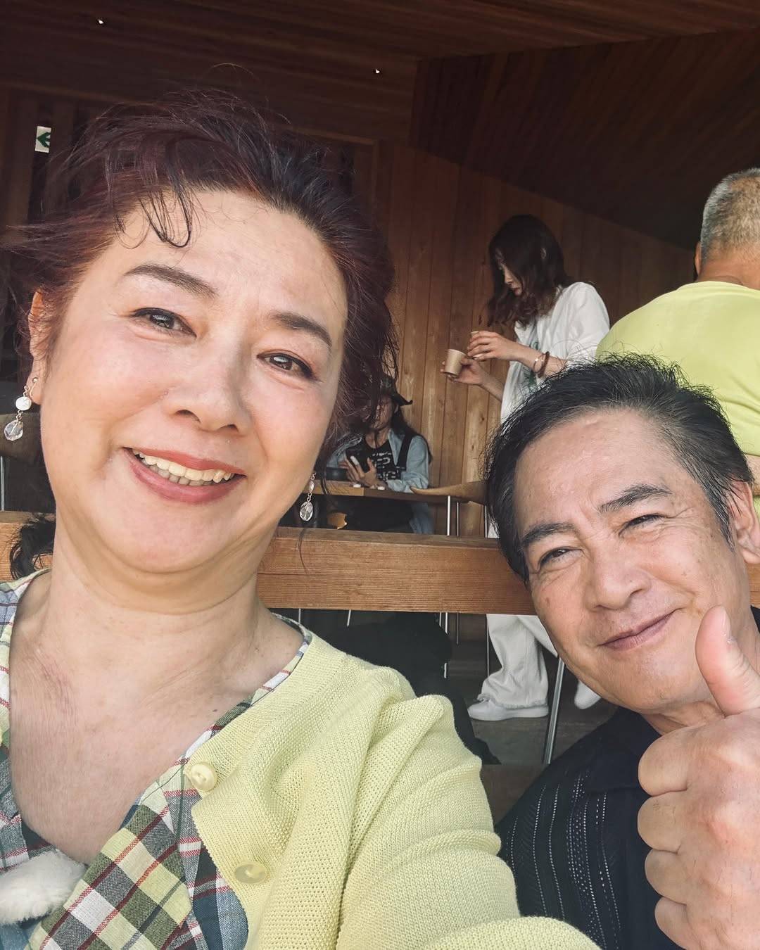 宅麻伸の家族構成に衝撃？賀来千香子との離婚真相と賀来賢人との意外な関係