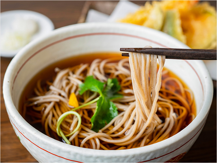 辛味大根と在来種の衝撃！福井そばが全国の食通を唸らせる理由