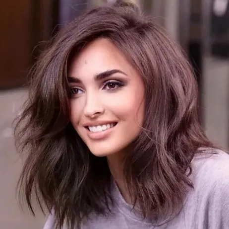 葉月あや限界露出の真相を追う！過激衣装の噂と最新配信の全記録