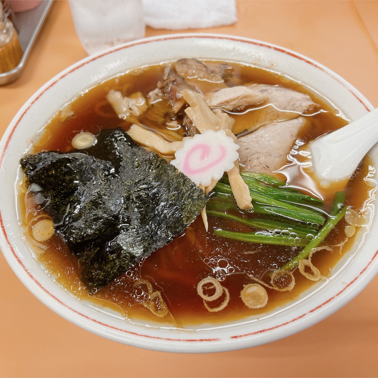 青島食堂宮内駅前店の行列攻略！発祥の生姜醤油と駐車場を徹底解説
