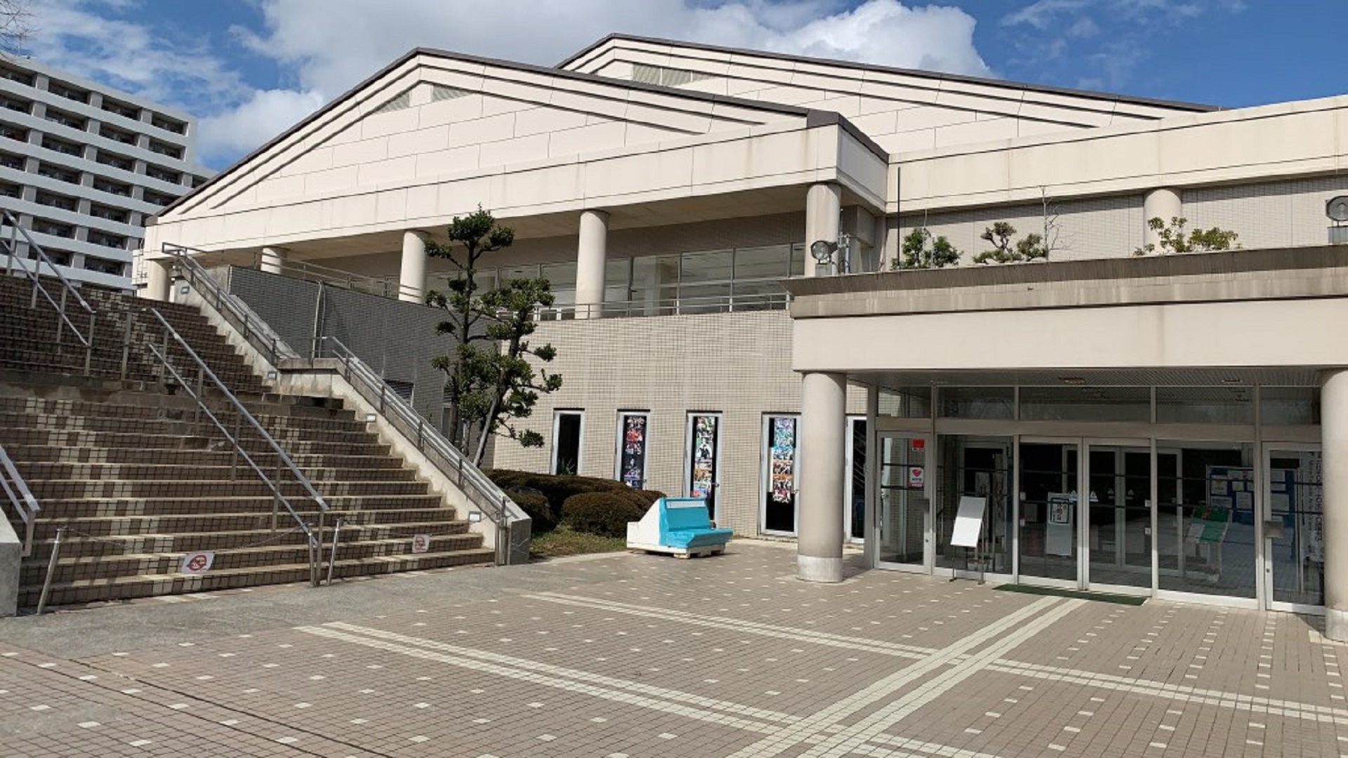 堺市金岡公園体育館の完全ガイド！個人利用料金と予約の落とし穴