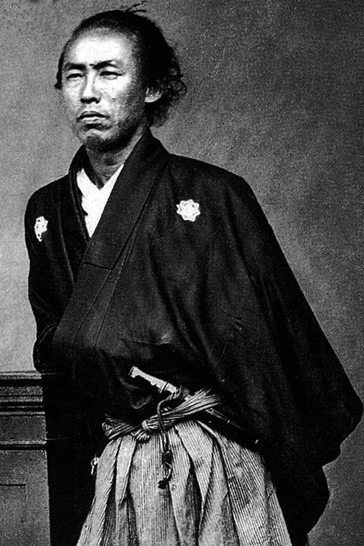 坂本龍馬の身長は180Cmか173Cmか？遺品と写真が暴く体格の真相