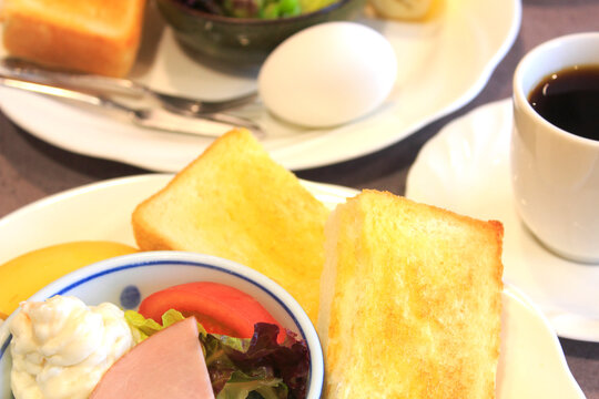 豪華すぎるサービスに感涙！岐阜モーニング伝説と注目の隠れた名店