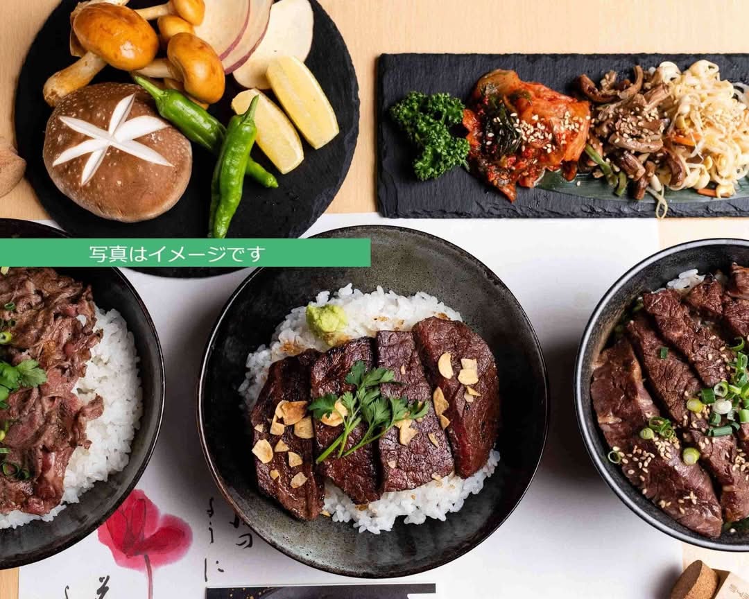 【2026年最新ルポ】煙の向こうに咲く極上の絶品肉！昭和から続く伝説の「焼肉 味 楽」になぜ今、若者と美食家が押し寄せるのか？