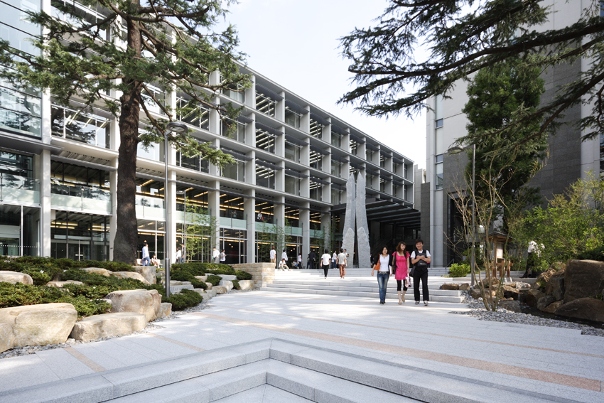 國學院大學が2026年に挑む「伝統と超Dx」の融合——なぜ今、若者の志願者が急増しているのか？