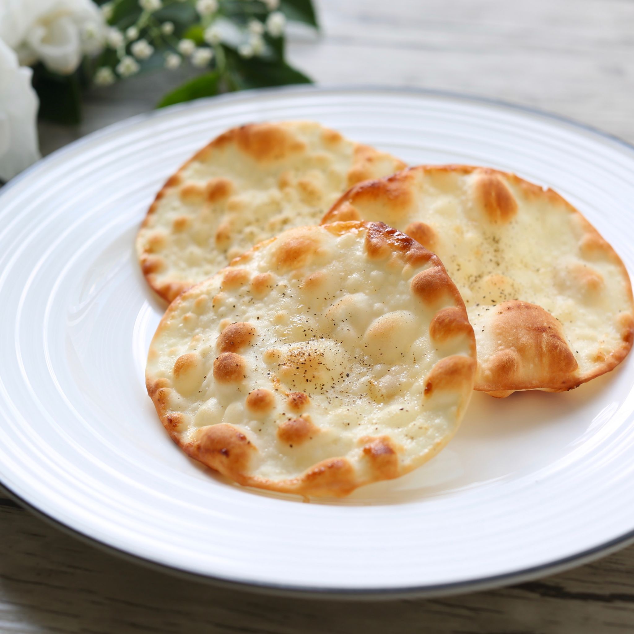 余った餃子の皮がおつまみに劇的進化！パリパリ絶品レシピ2026