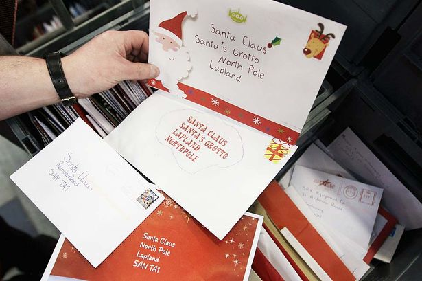 When Is the Last Day for Posting Christmas Cards