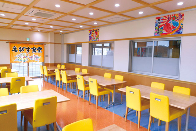 【2026年最新ルポ】「えびす 食堂」が巻き起こす大衆食文化の新風——なぜ若者と外国人が路地裏の定食屋に押し寄せるのか