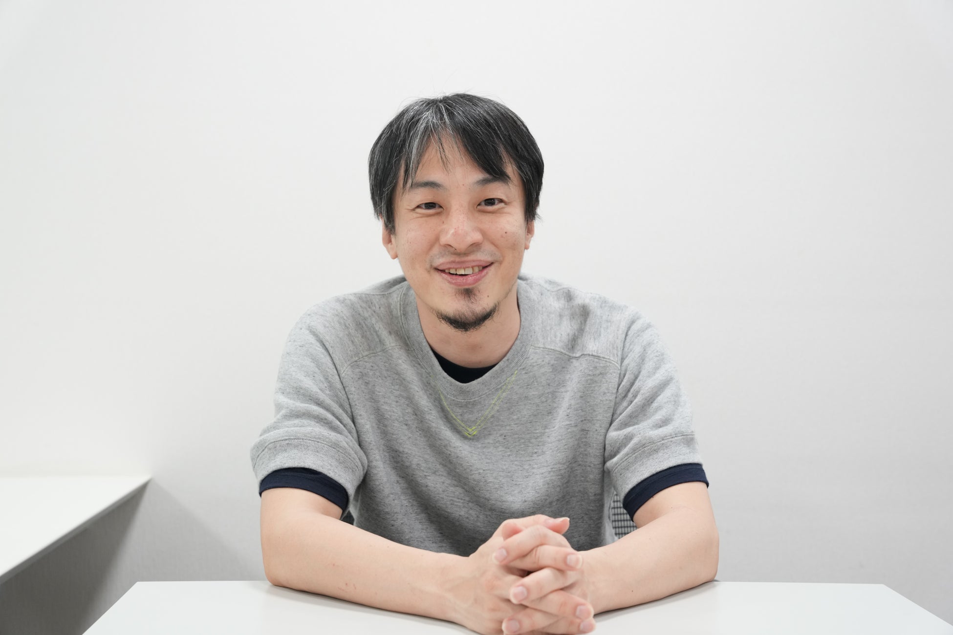 【衝撃】ひろゆきと2ちゃんねる乗っ取りの真相！巨額賠償金はどうなった？
