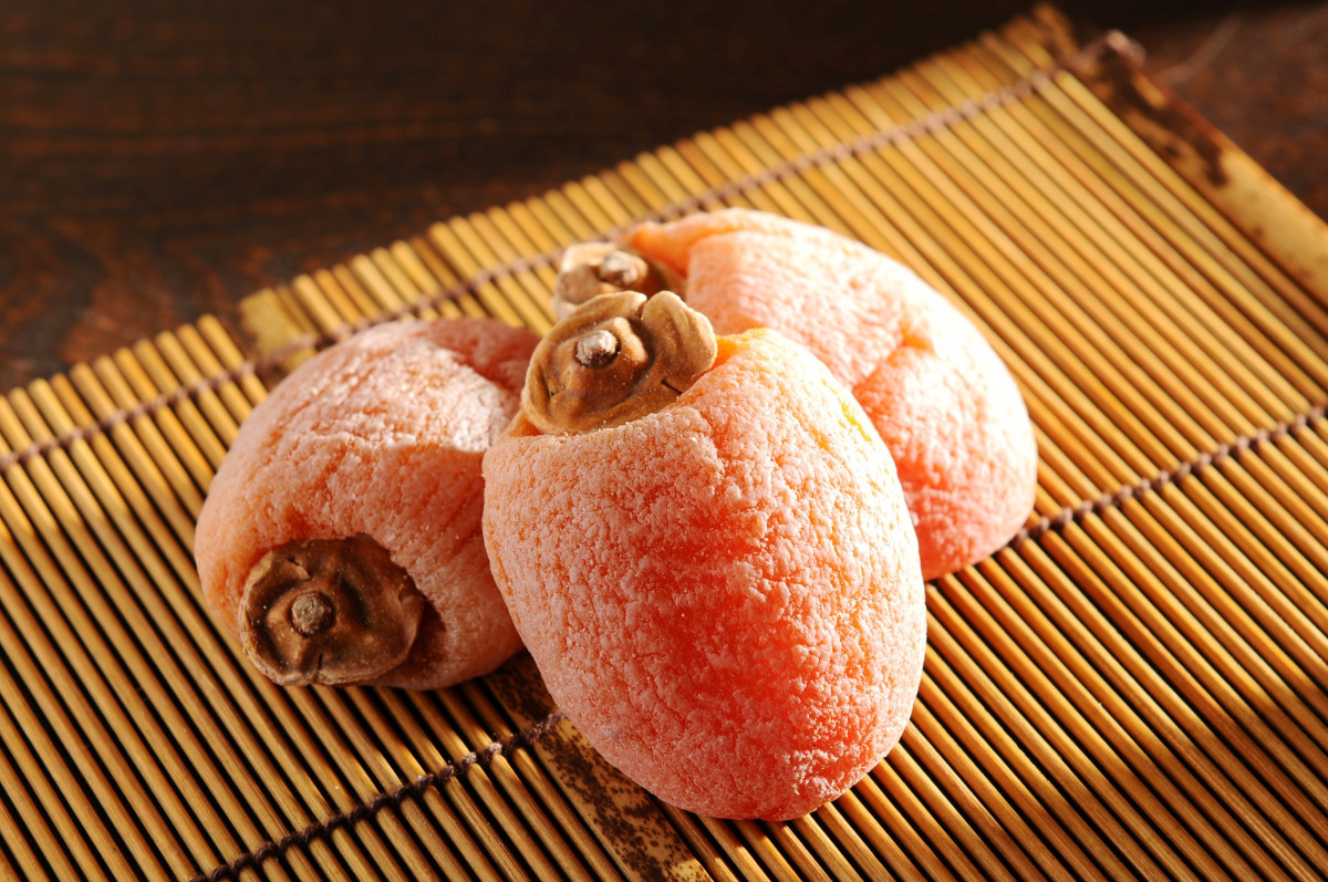 市田柿の白い粉はカビ？知られざる正体と一番美味しい旬・保存法を徹底解説