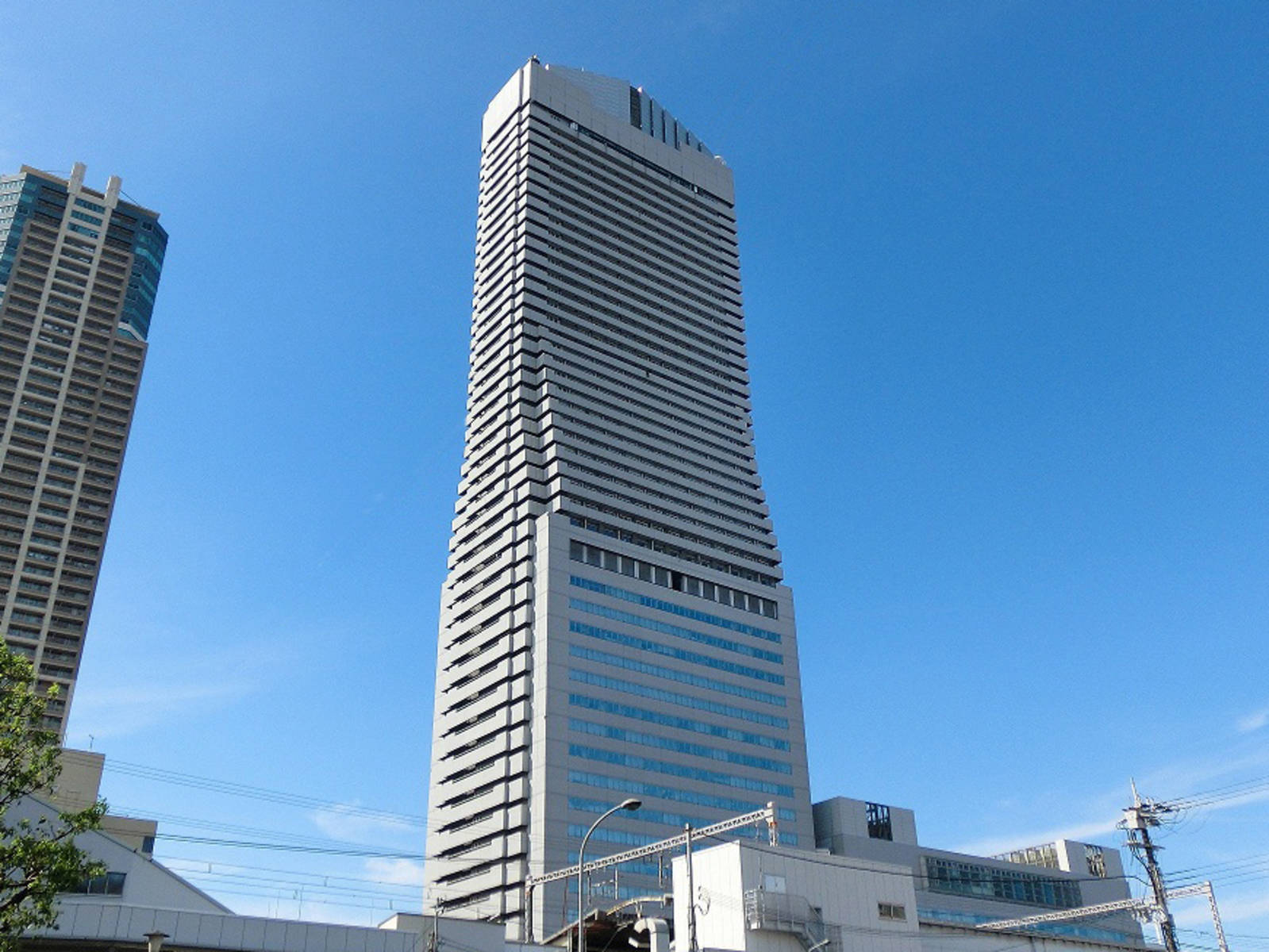 大阪ベイタワーが今話題の理由！空庭温泉＆絶景ビュッフェ攻略法