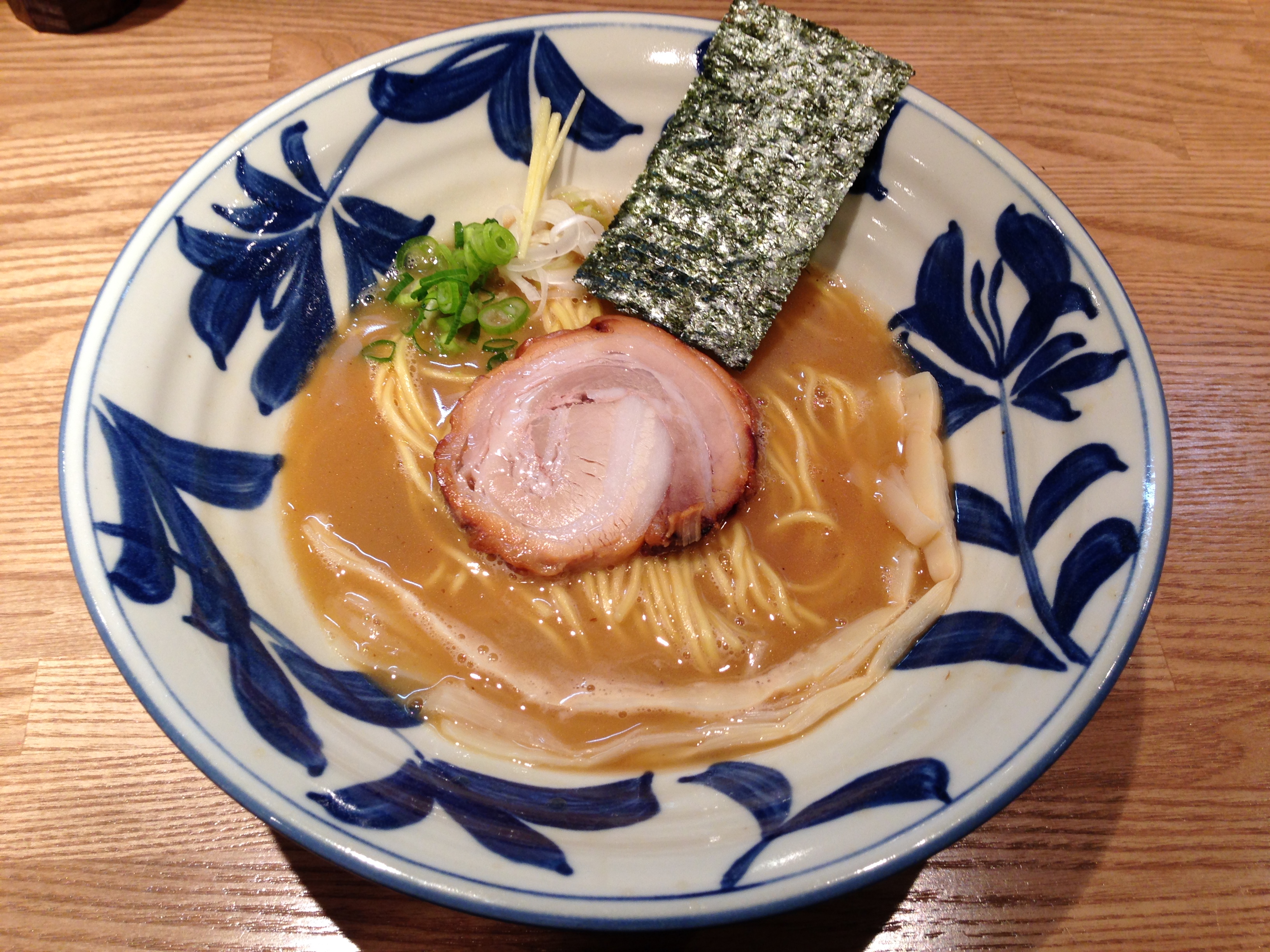 渋谷「麺屋ぬかじ」はなぜ人気？驚きの無料サービスと濃厚魚介豚骨の真相