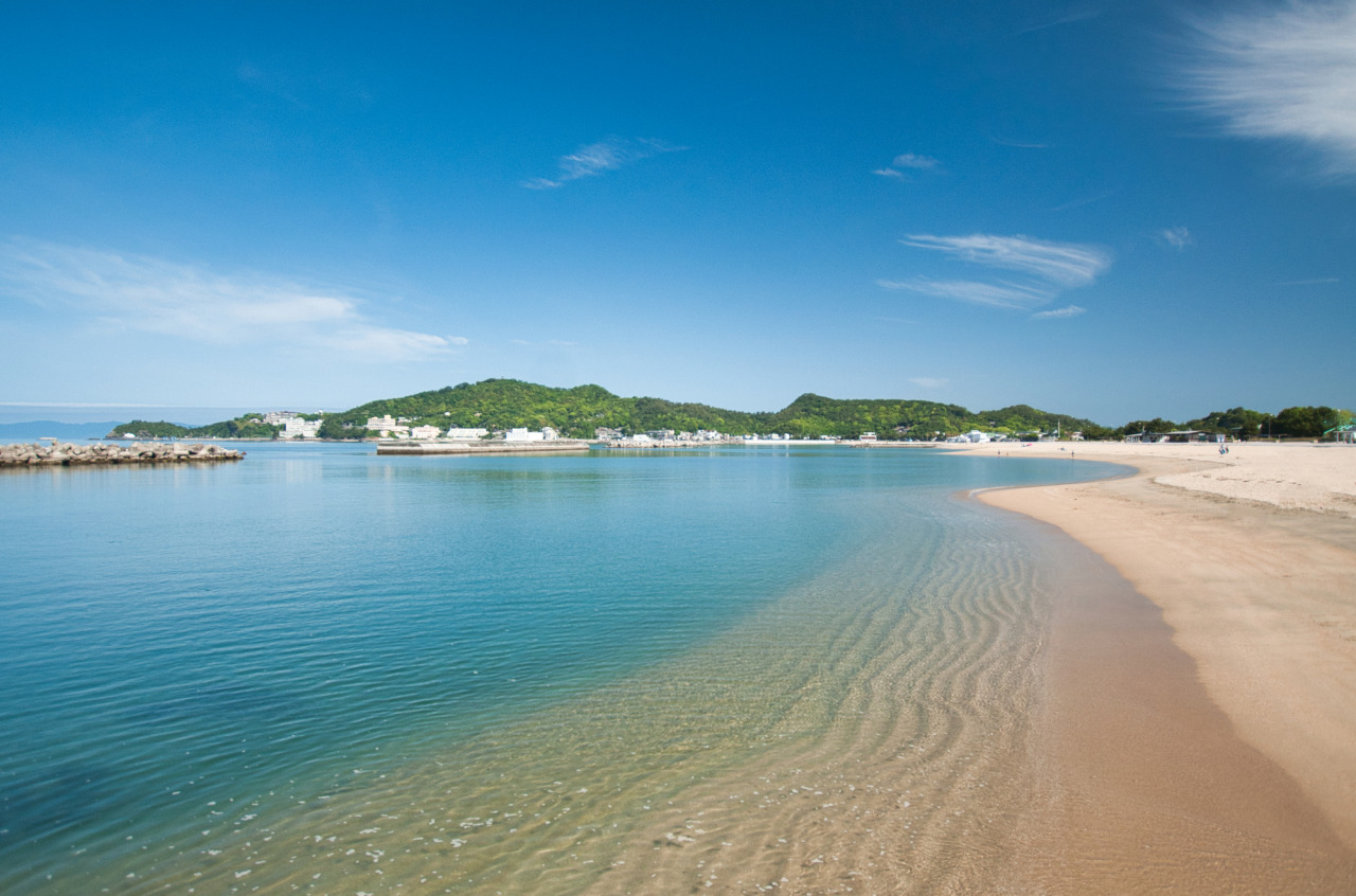 片男波海水浴場2026年｜快水浴場百選「特選」の真相と混雑を避ける完全攻略法
