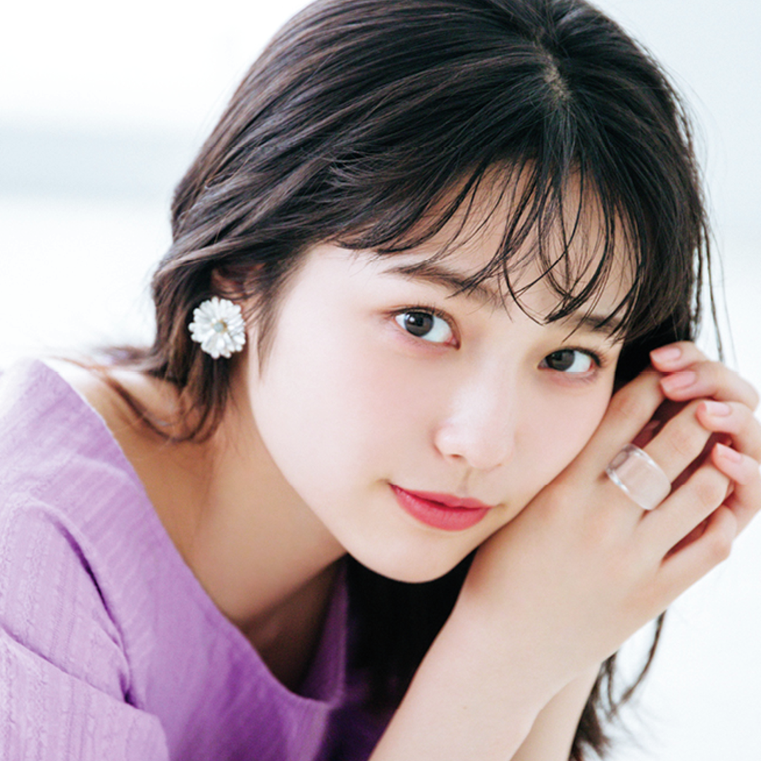 秋田 汐 梨が魅せる2026年の深化——モデルから実力派女優へ、世界を拓く静かなる挑戦