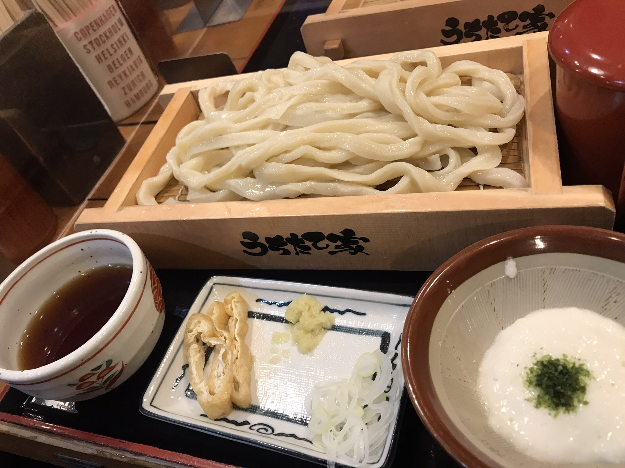 2026年、池袋うどん最前線：老舗の意地と新世代の「極太麺」が交錯する巨大激戦区の真実