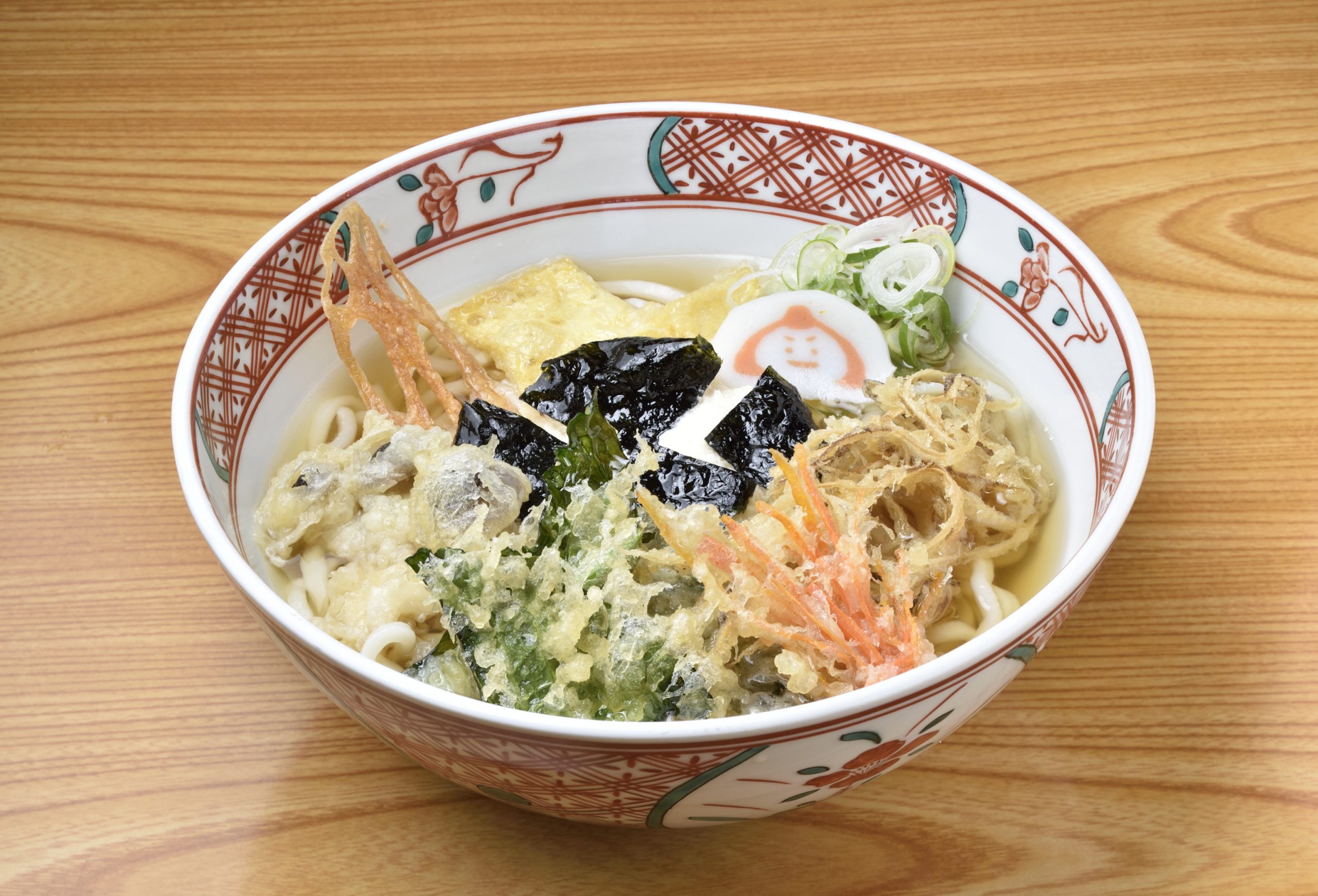 北陸新幹線で湧く名店！小松うどん道場つるっとの極上出汁と秘伝麺