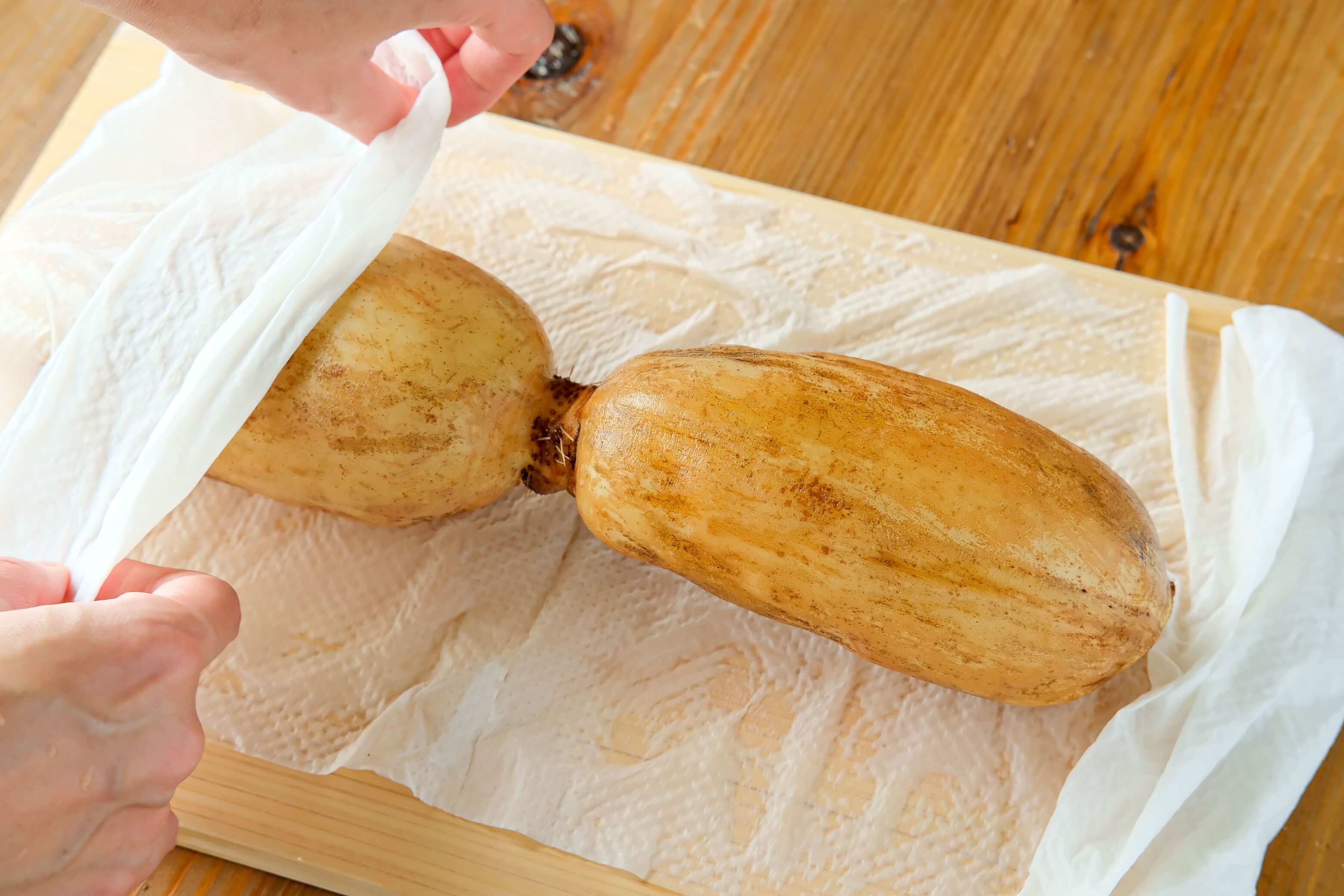 レンコン保存の新常識！変色防ぎ１ヶ月シャキシャキを保つ極意