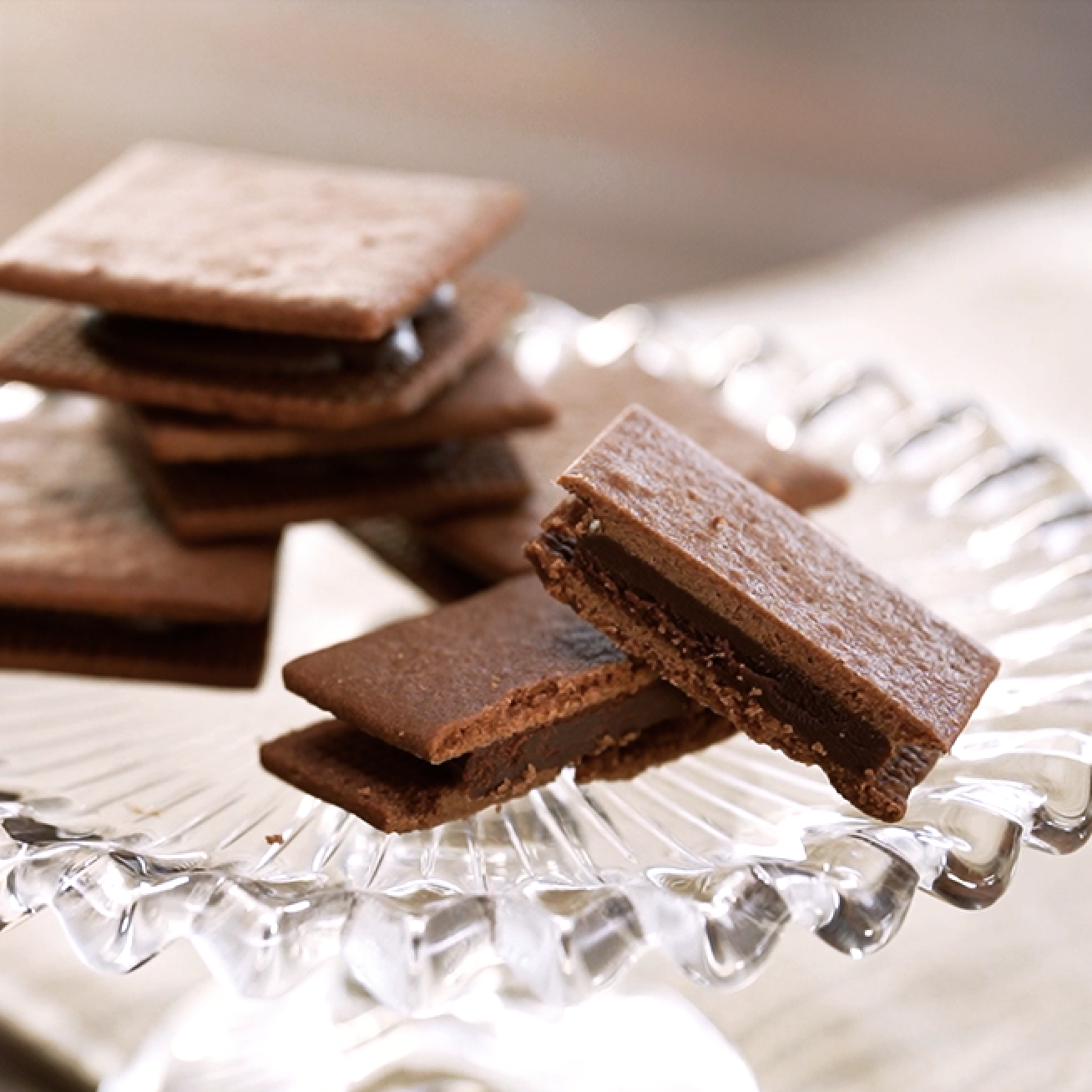 なぜチョコサンドに大行列？2026年最新トレンドと絶品手土産を解剖