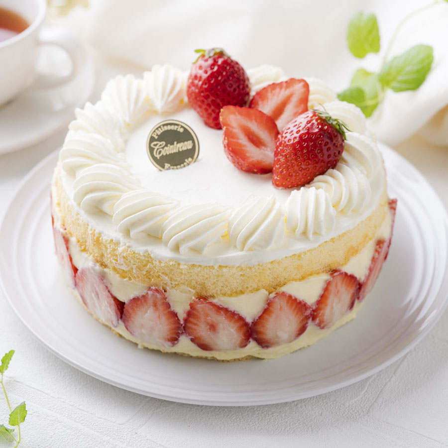 いちごケーキのデコレーション極意！プロ級に仕上げる配置と絞り方