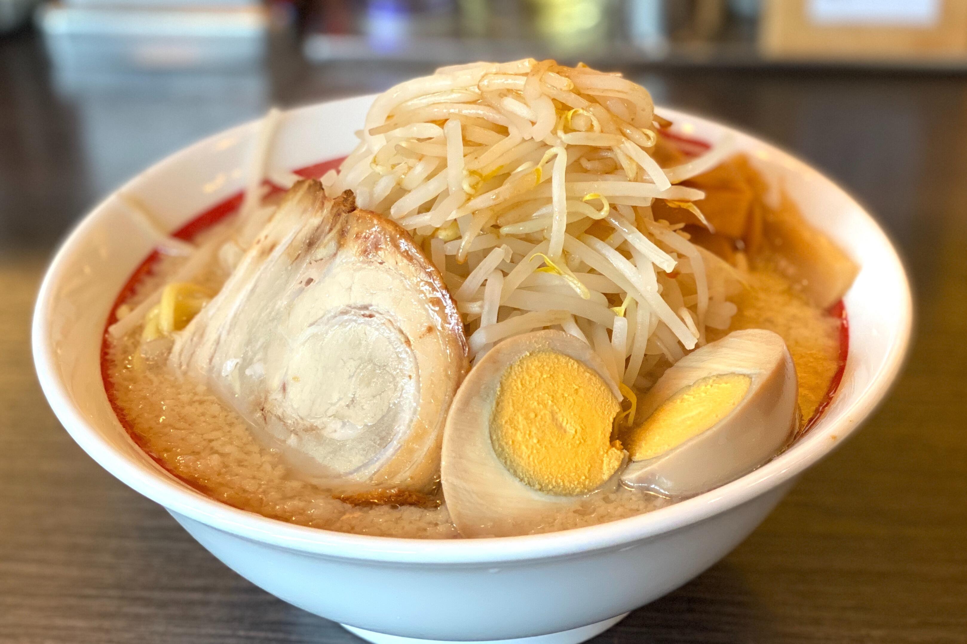 千石自慢ラーメンの閉店理由と現在｜伝説の背脂を継ぐ後継店を徹底追跡