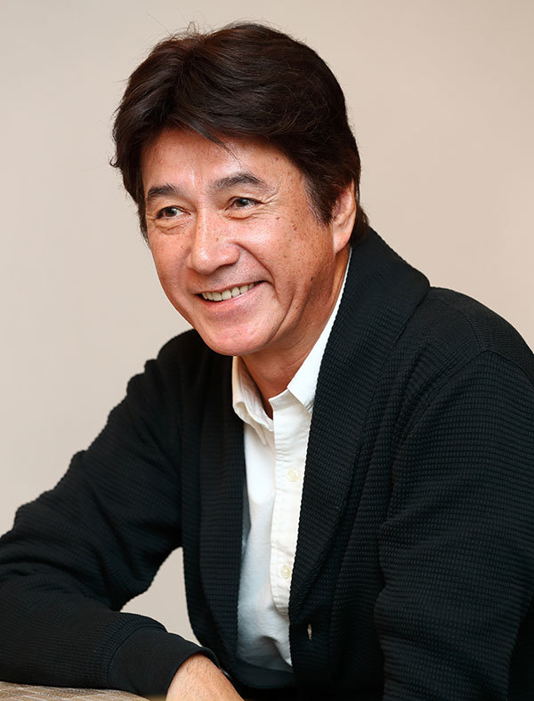 草刈正雄の長男・草刈雄士の転落事故から現在｜真相と家族の絆を追う