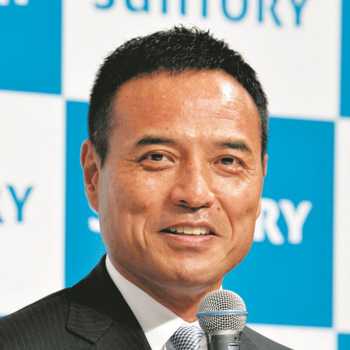 新浪剛史とサントリーの真実｜経歴・年収から電撃辞任劇の深層まで徹底検証