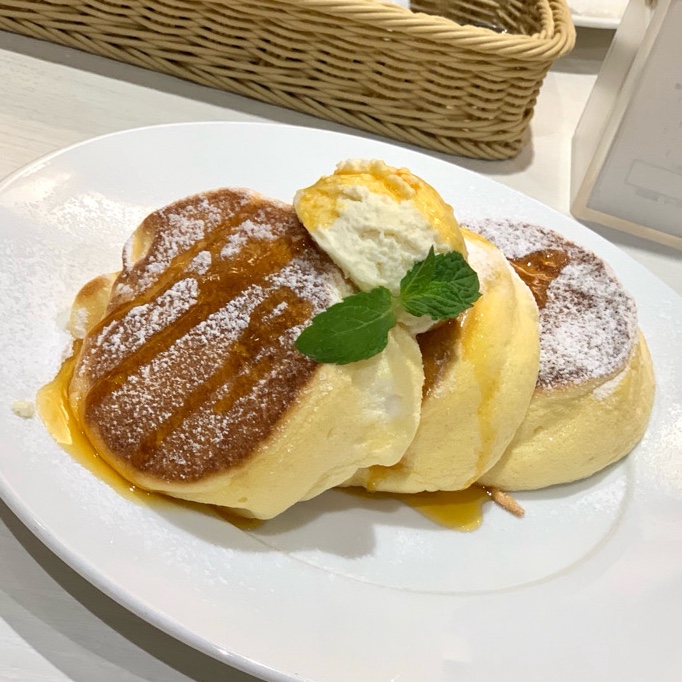 行列回避の裏ワザ公開！幸せのパンケーキ銀座店の限定と極上食感