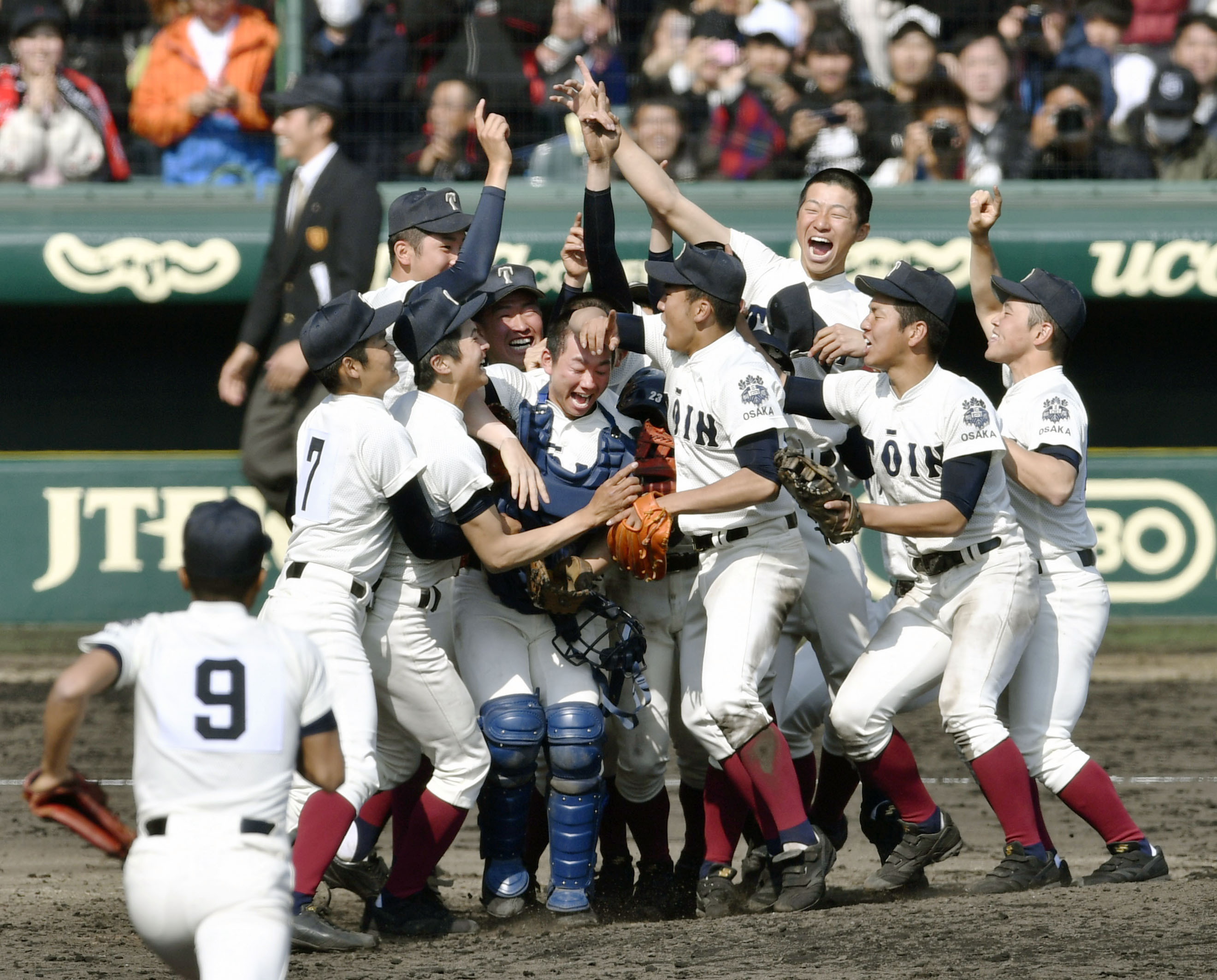 大阪桐蔭野球部の強さの真相｜西谷監督の指導と過酷な寮生活・進路