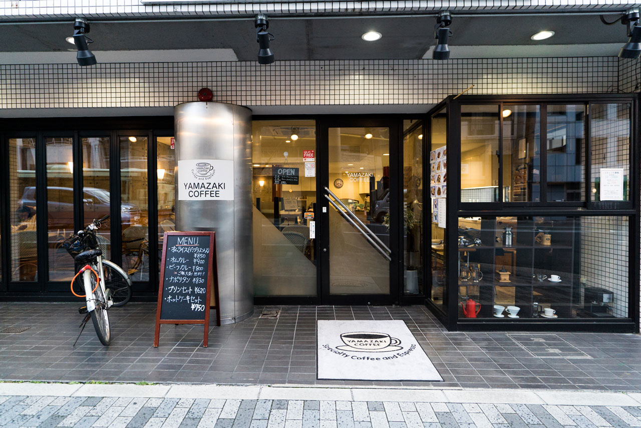 ヤマザキのコーヒーが話題沸騰！絶品菓子パンとカフェの魅力を徹底調査