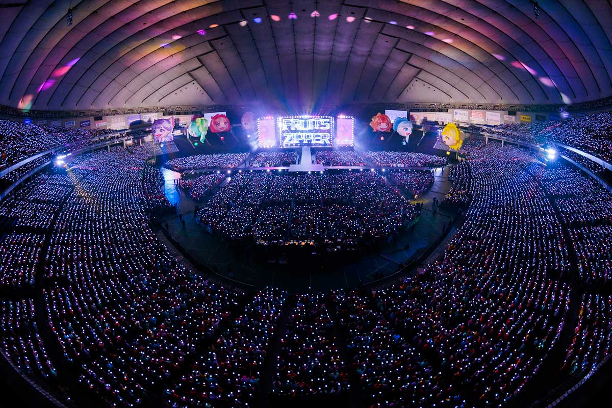 東京ドームの収容人数は実際何人？公式5.5万人とライブ実質キャパの差を徹底解説
