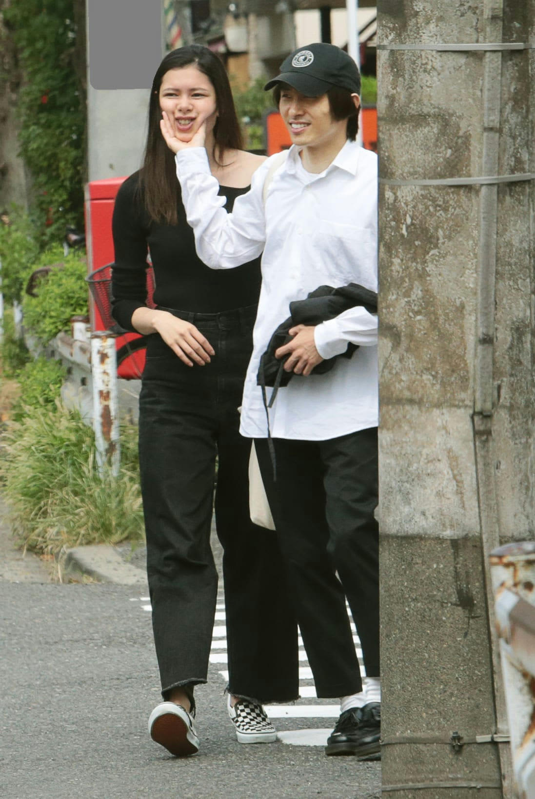 布袋寅泰と高岡早紀のキス写真騒動！保阪尚希の会見と修羅場の現在