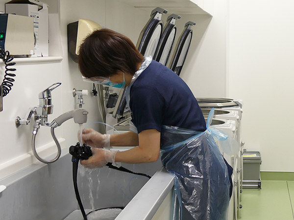 内視鏡の洗浄現場に潜む感染リスク！命を守る新基準と対策の盲点