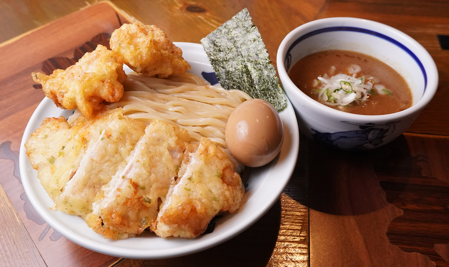 麺屋武蔵二天の魅力を徹底解剖！豚天・鶏天の秘密と混雑攻略