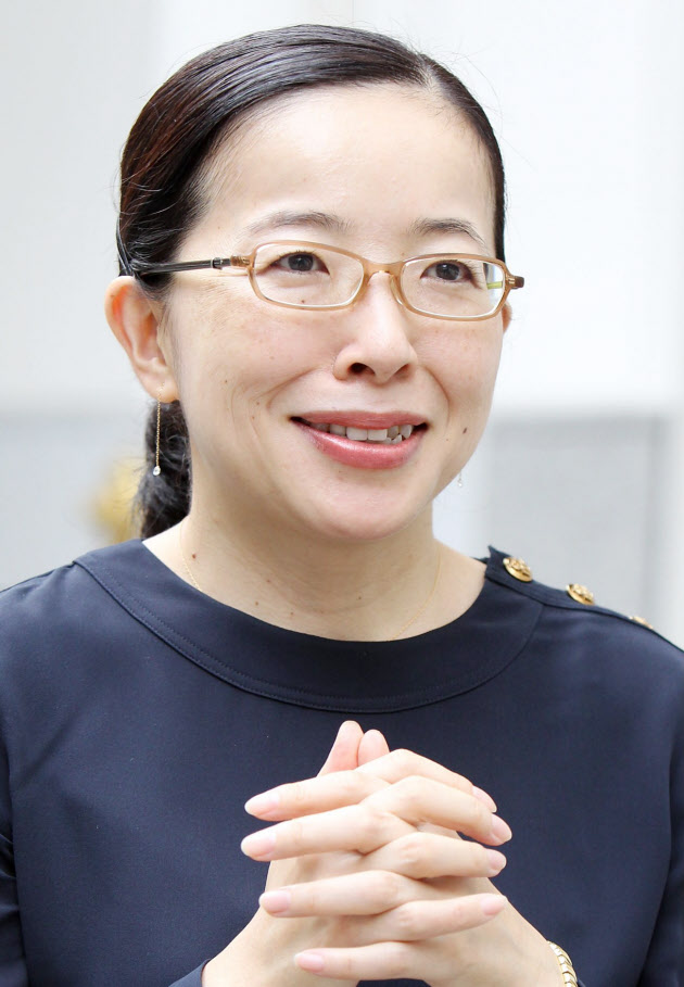 酒井順子の現在と独身を貫く理由｜『負け犬』から20年を経た素顔