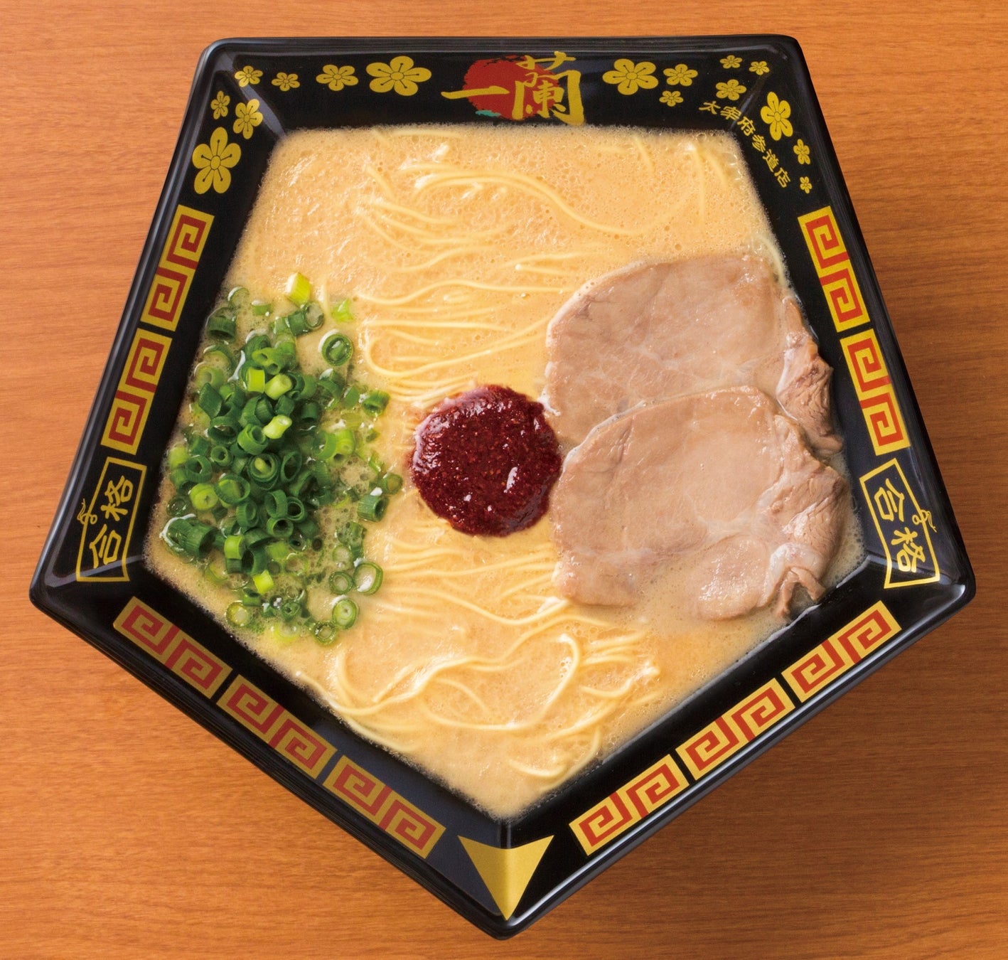一蘭太宰府店の合格ラーメンの秘密とは？混雑と待ち時間を徹底解説