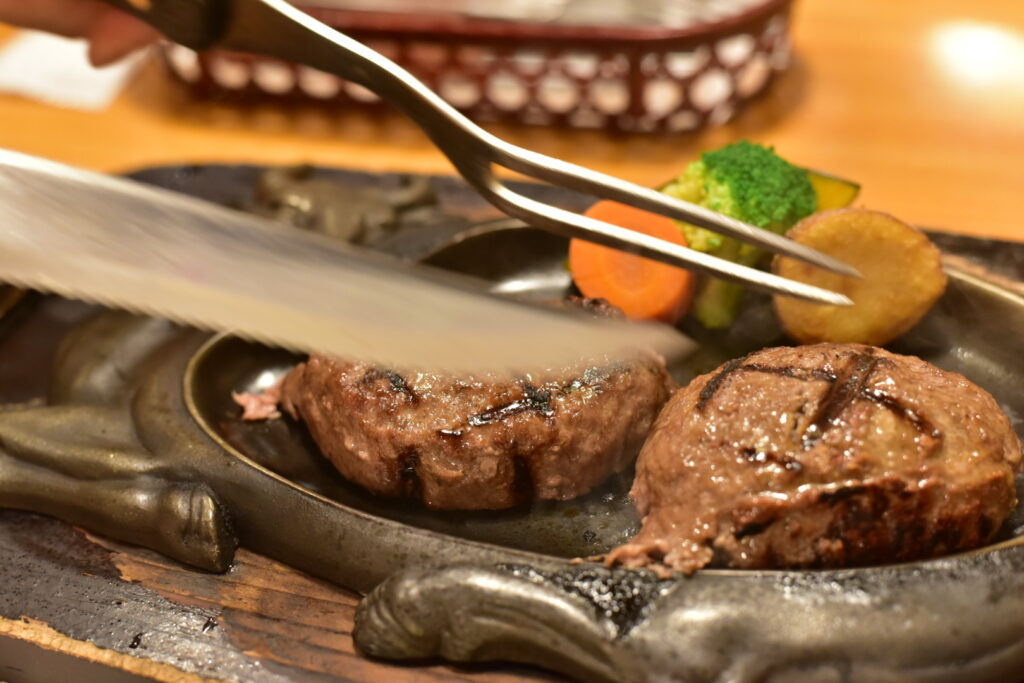 肉汁弾ける至高の肉塊！失敗しない絶品ハンバーグ店選びの極意