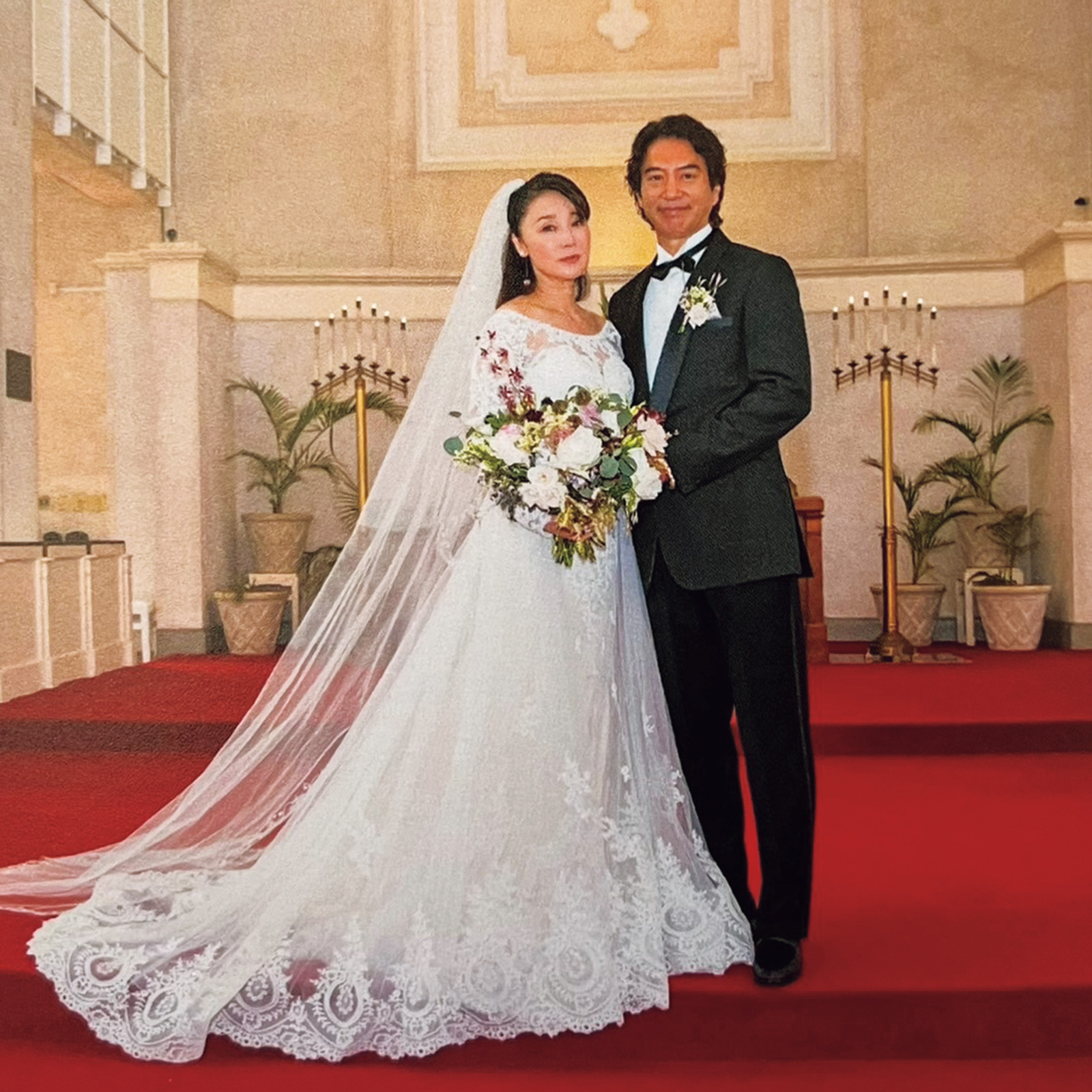 浅野ゆう子の結婚相手の写真は？夫の職業や年齢・馴れ初めの真実