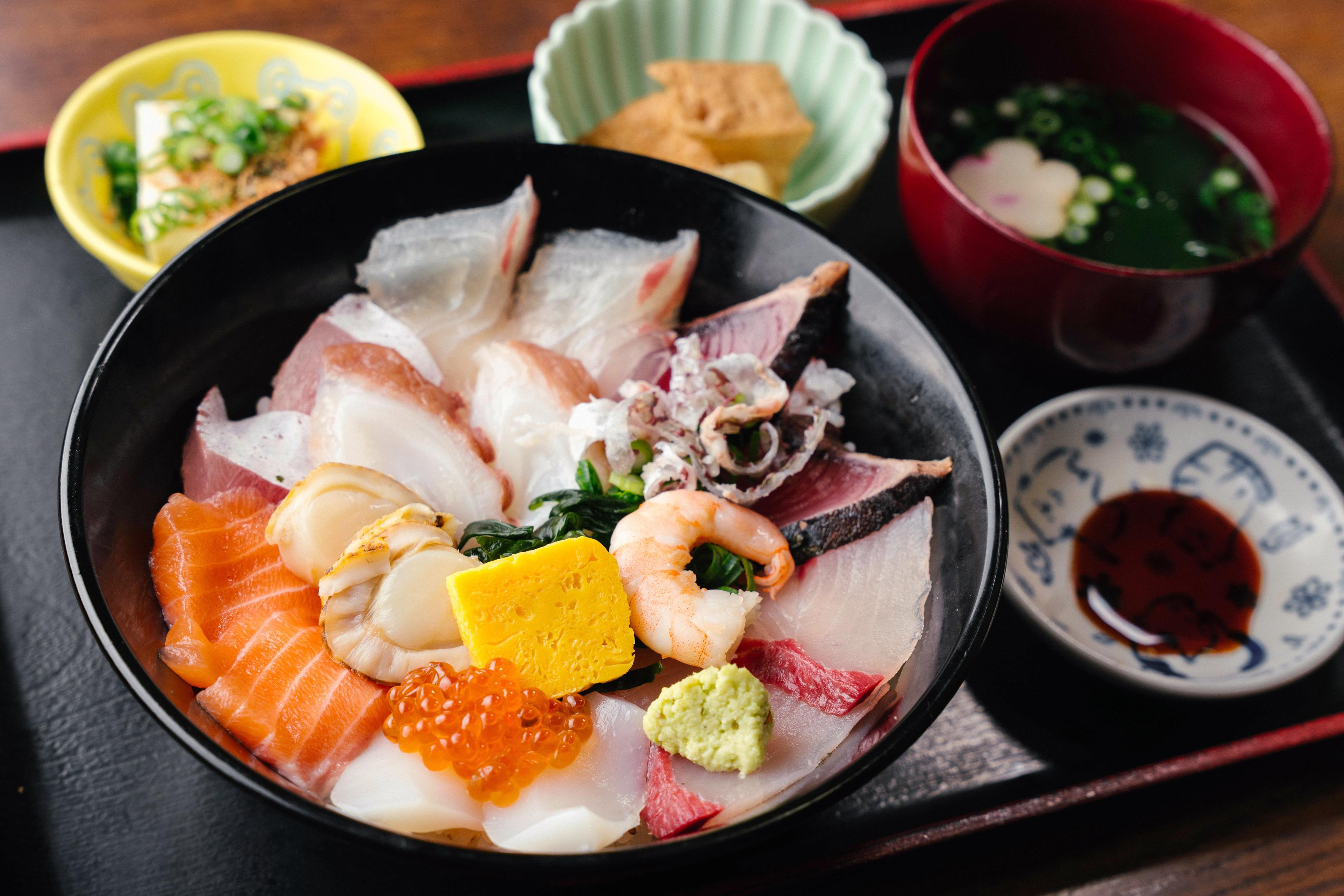 別府「いづつ」完全攻略！名物海鮮丼の味・待ち時間・駐車場まで徹底取材