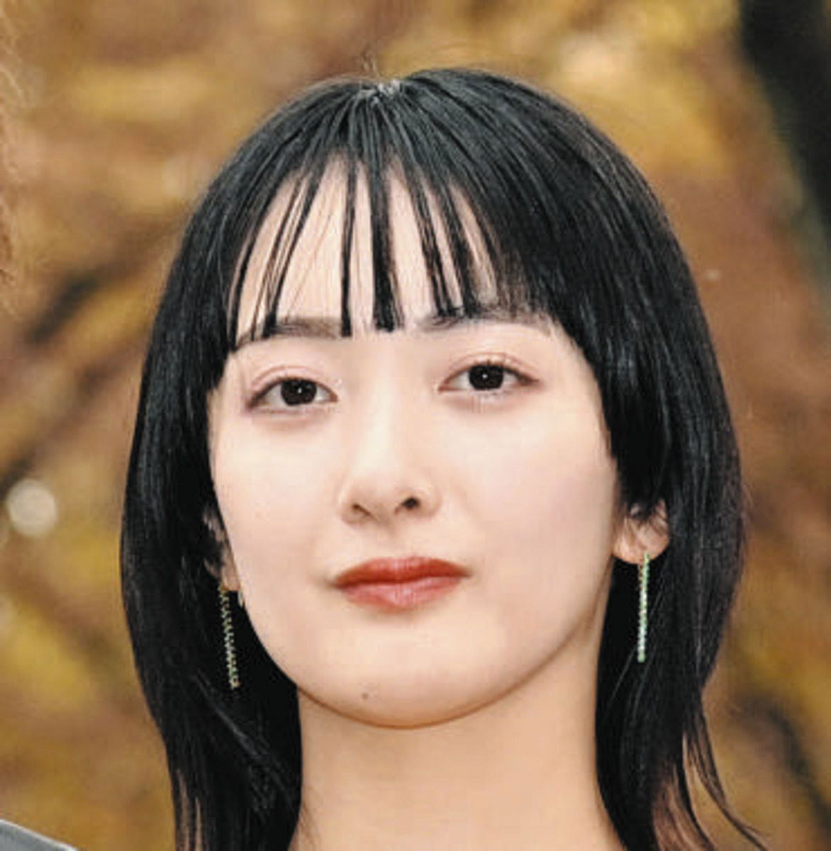 緑黄色社会・長屋晴子の歯並び変化！八重歯卒業と美しい口元の真相