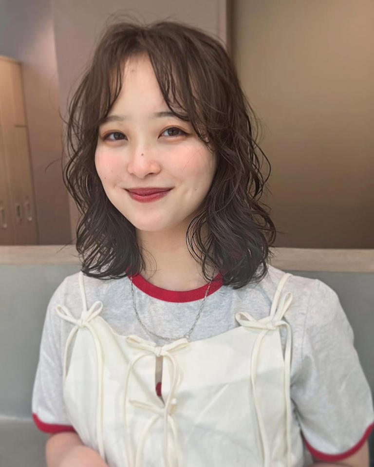 【2026年最新ヘアートレンド】「前髪なし」が劇的に似合う人の共通点とは？美容界のプロが解き明かす骨格と美の法則