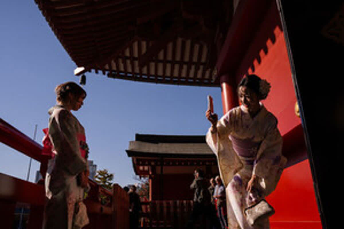 中国人はなぜ日本に来るのか？爆買いから移住・投資へ激変した真相