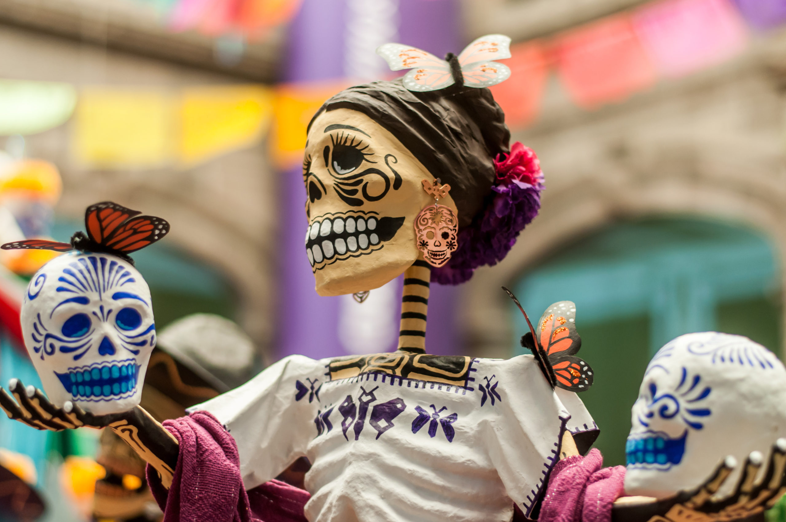 メキシコ死者の日2026｜なぜ陽気に祝う？伝統と最新現地事情
