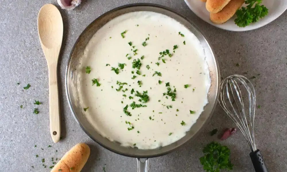How to Improve Store Bought Alfredo Sauce