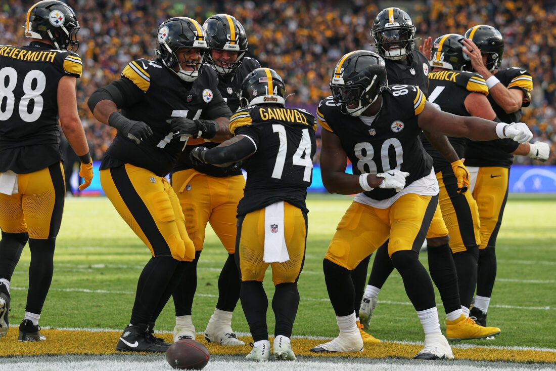 Listen to the Pittsburgh Steelers