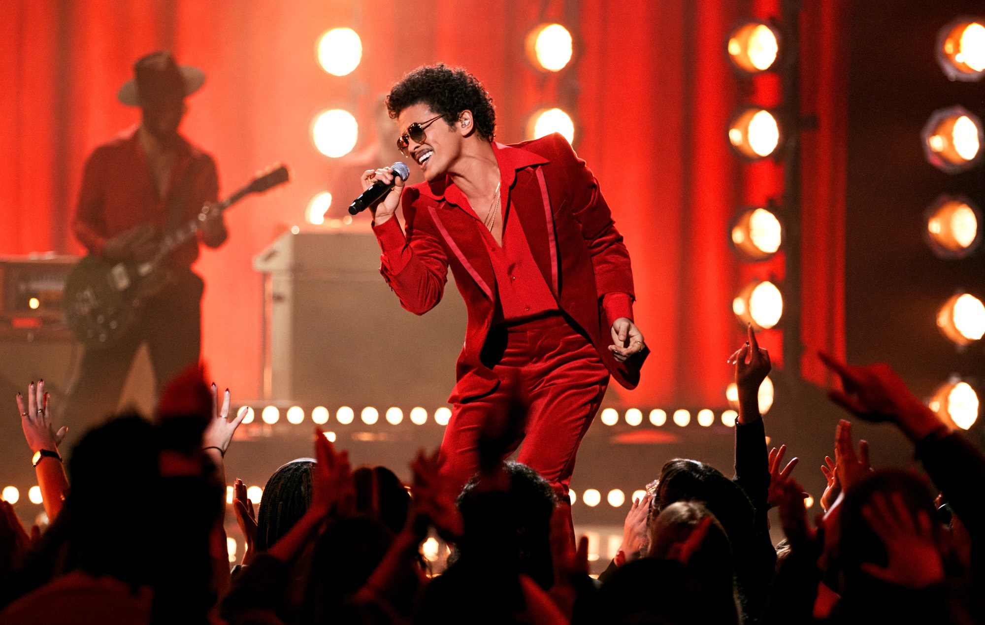 Bruno Mars’s $175M Fortune: Singing, Songwriting, and Smart Investments
