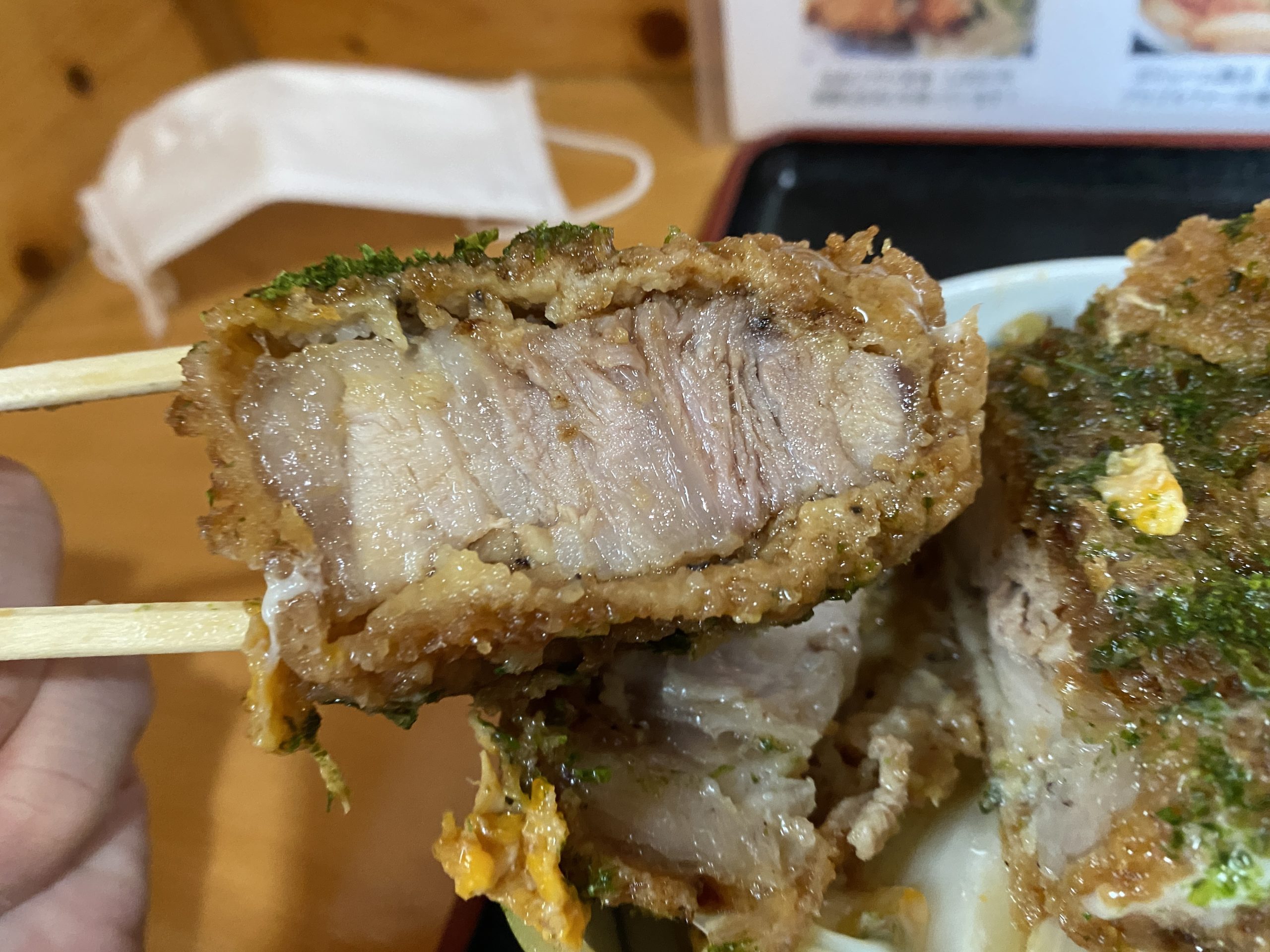 弓田食堂の魅力と評判を徹底解剖！人気ラーメンと定食の全貌