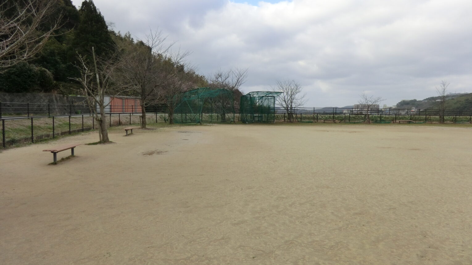 長崎・片淵近隣公園を徹底解剖！桜の穴場と遊具＆駐車場事情のリアル