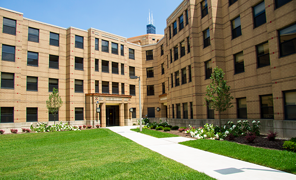 University of Illinois Chicago Housing