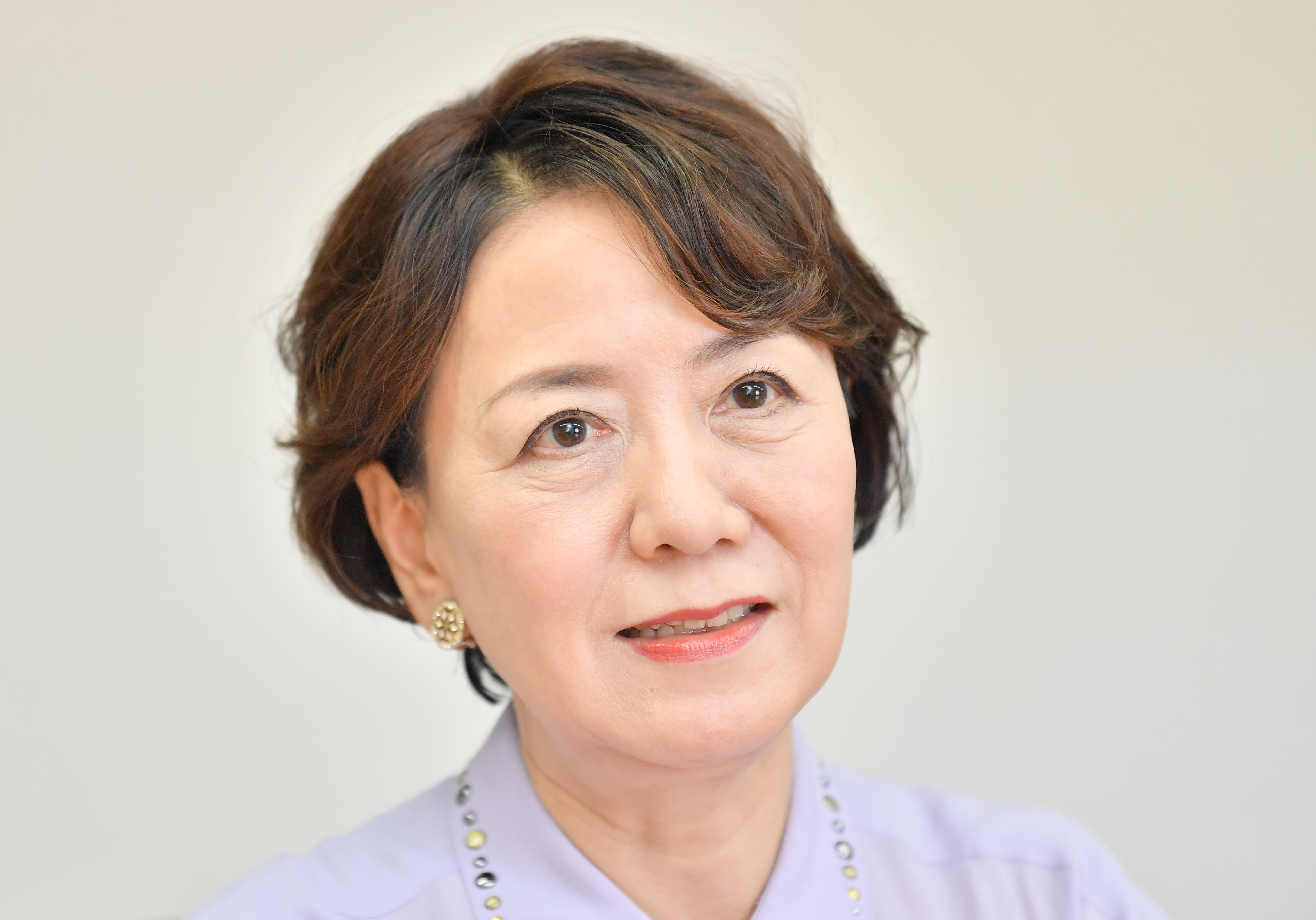 脚本家・中園ミホの現在と真実｜元占い師の経歴や家族事情・年収まで徹底解説